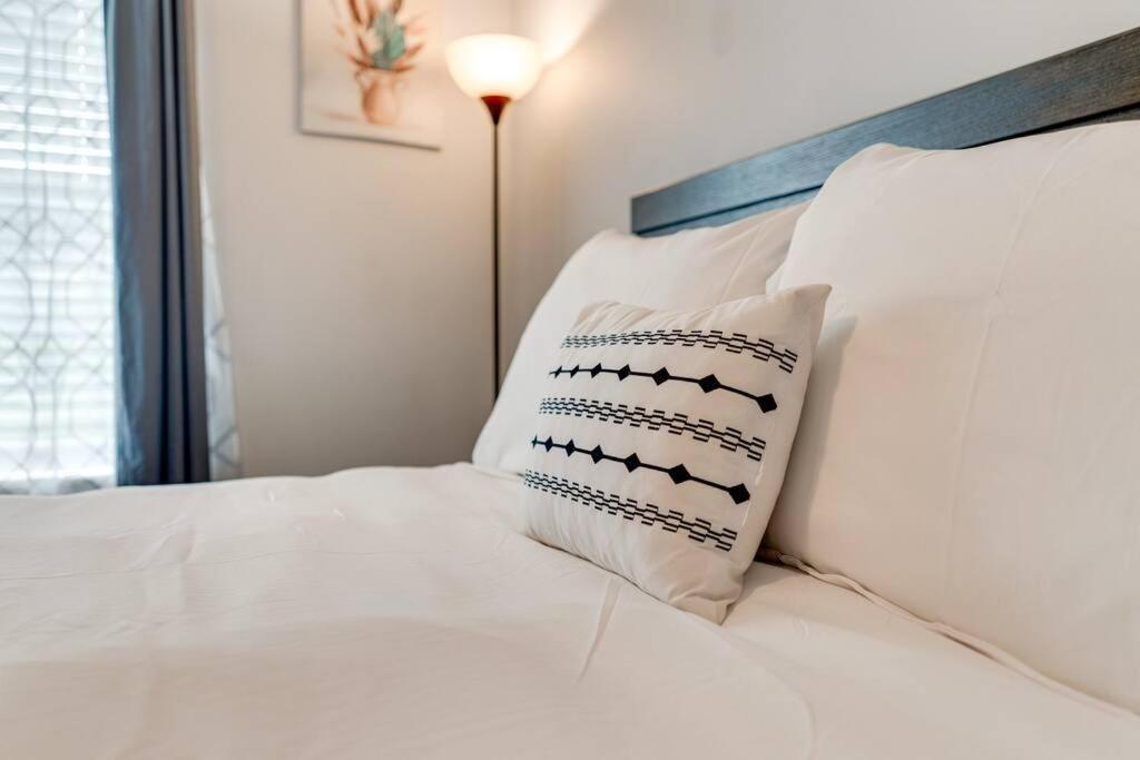 Lovely 2 Bdr Condo With Balcony 2M To Broadway ナッシュビル エクステリア 写真