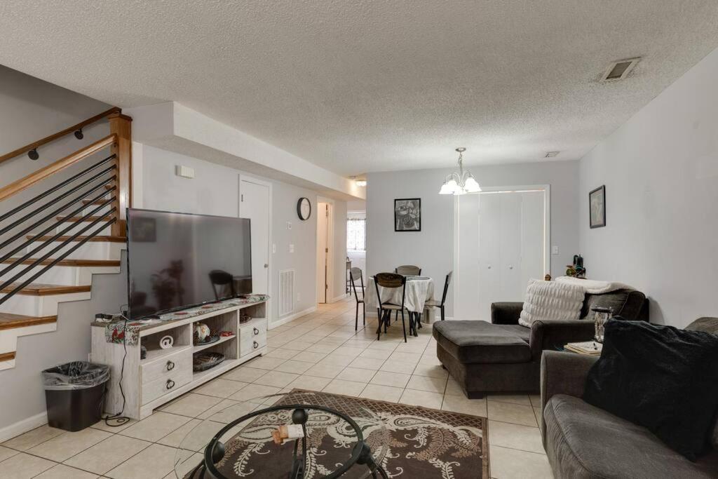 Lovely 2 Bdr Condo With Balcony 2M To Broadway ナッシュビル エクステリア 写真